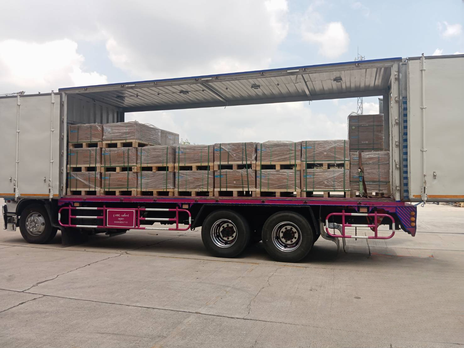 CAP Logistics 10 Wheels Truck Work 1