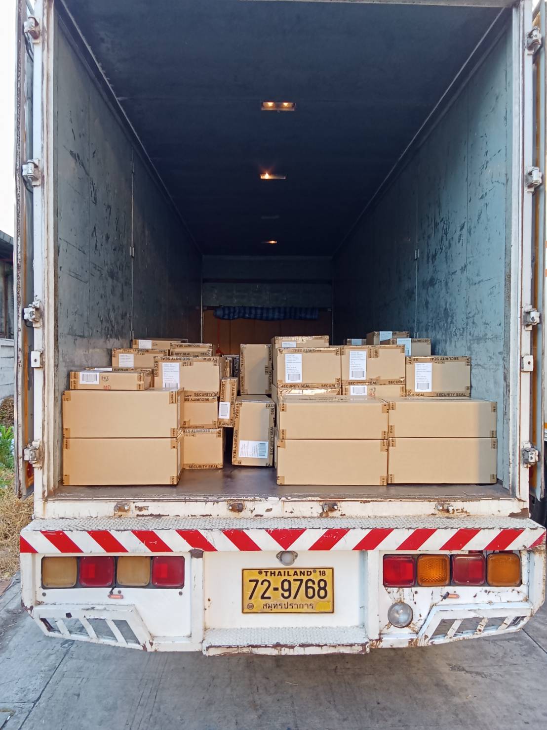 CAP Logistics 4 Wheels JB Truck Work 2