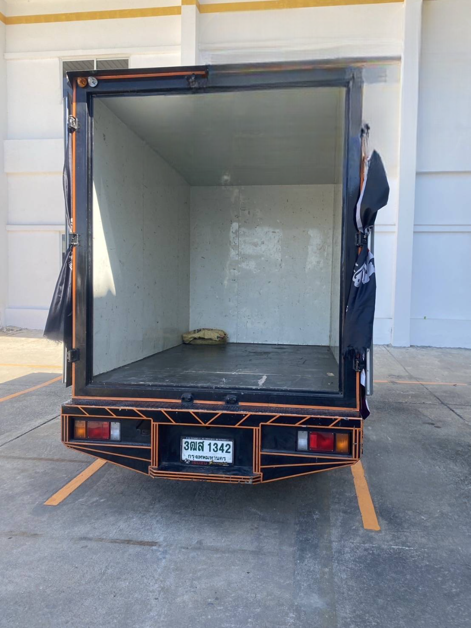 CAP Logistics 4 Wheels JB Truck Work 5