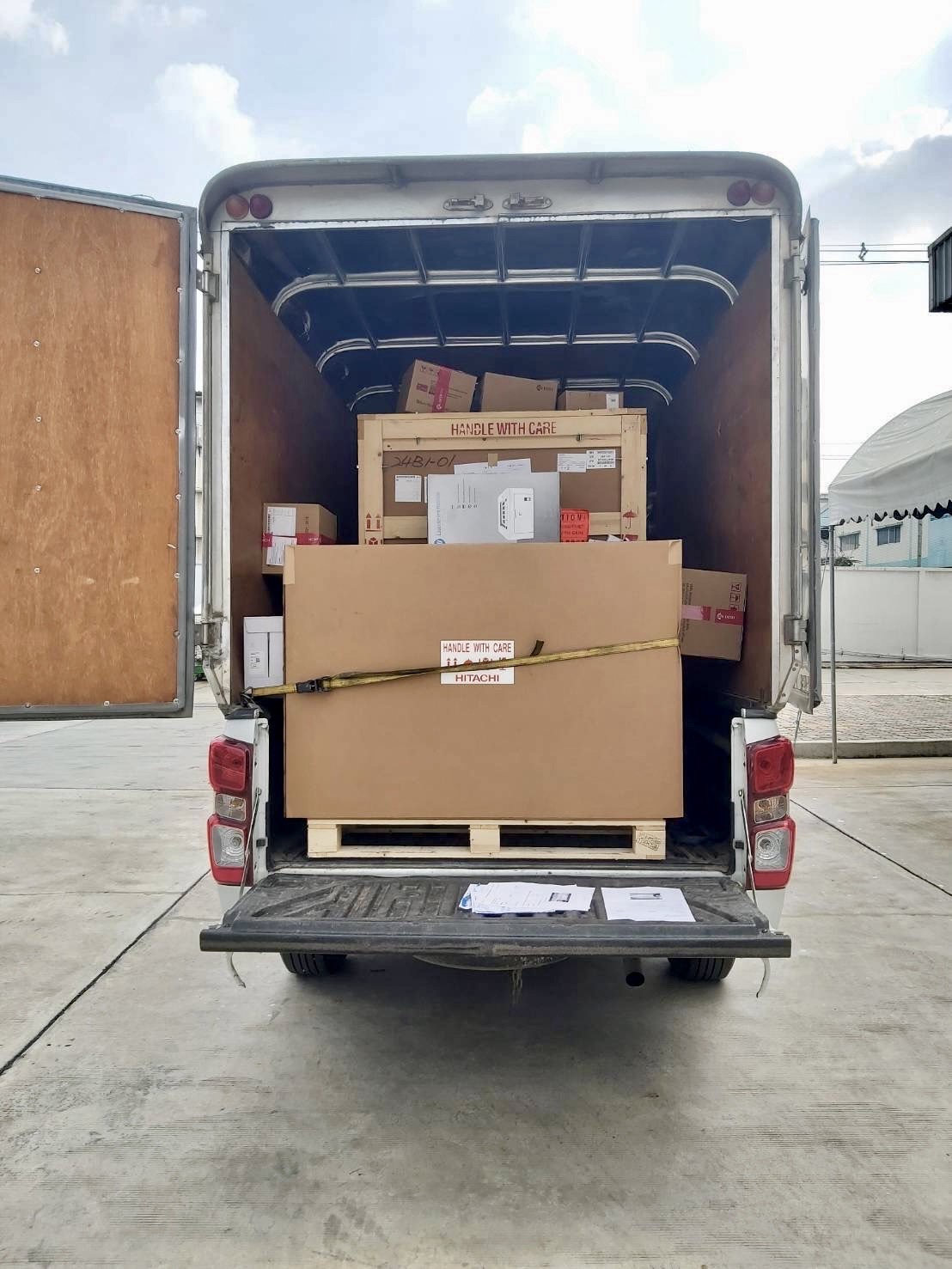 CAP Logistics 4 Wheels Truck Work 8