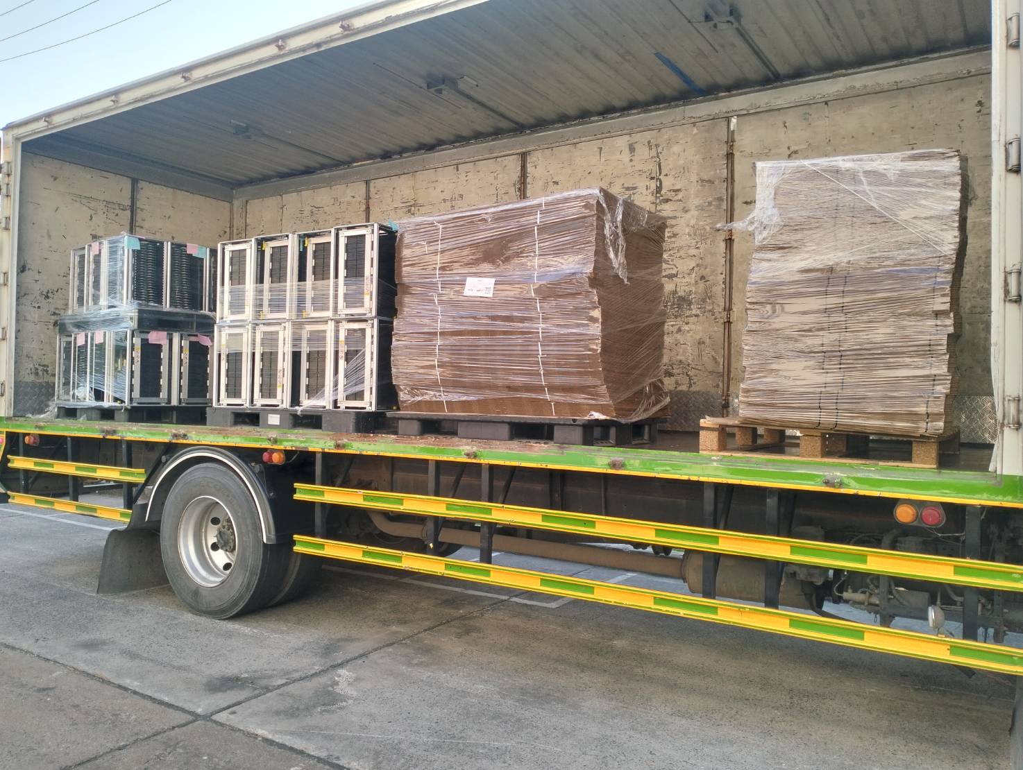 CAP Logistics 6 Wheels Truck Work 6