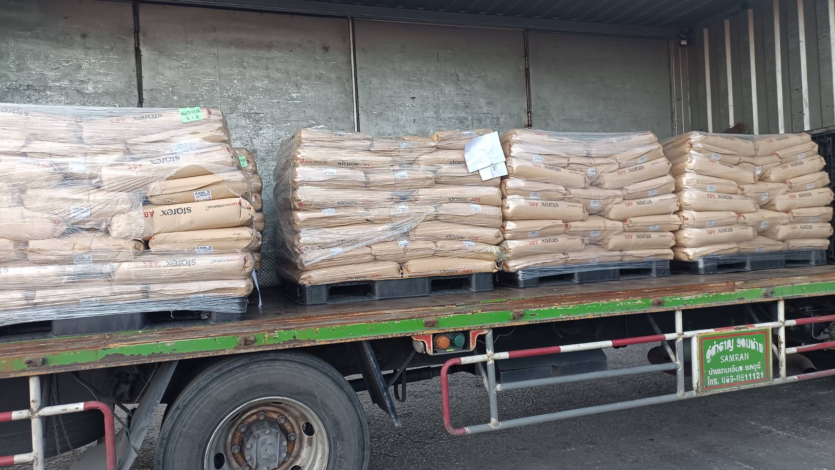 CAP Logistics 6 Wheels Truck Work 9