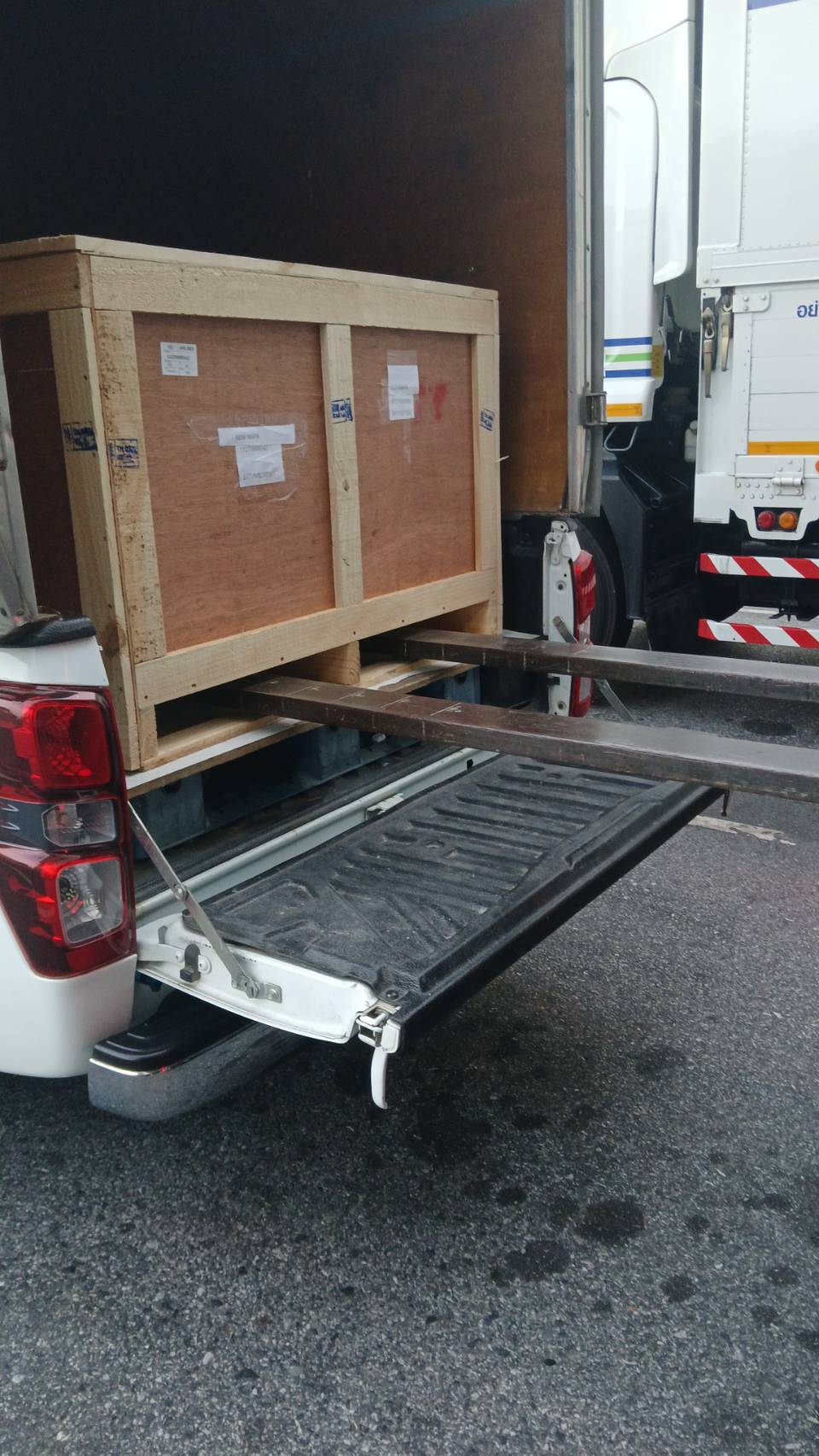 CAP Logistics Packing Truck Work 5