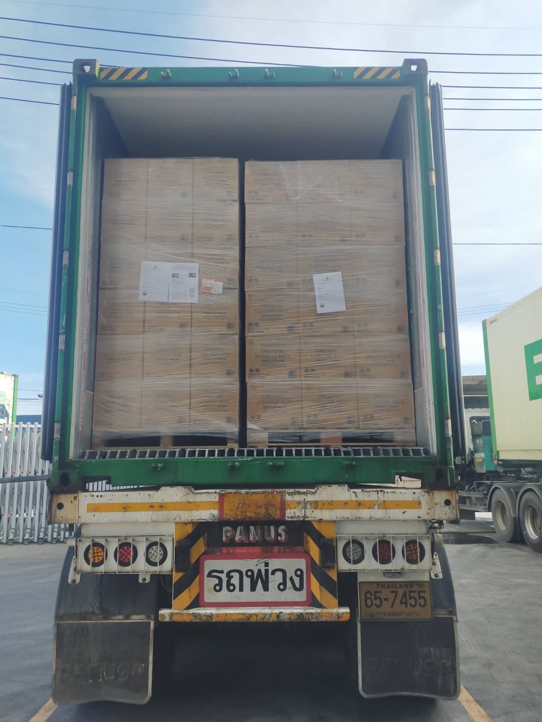 CAP Logistics Refrigerator Truck Work 6