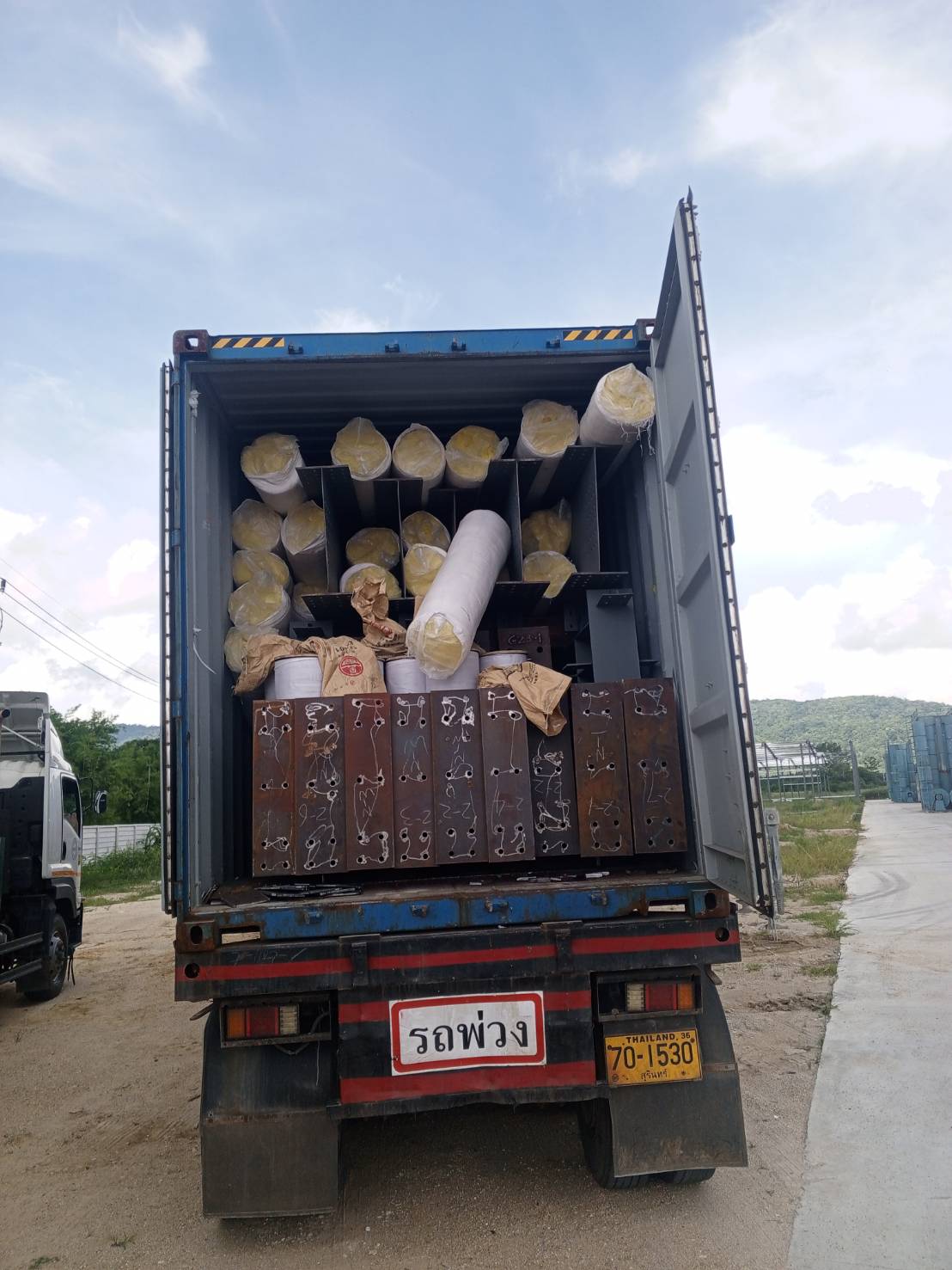 CAP Logistics Trailer Truck Work 9